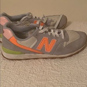 New balance shoes
